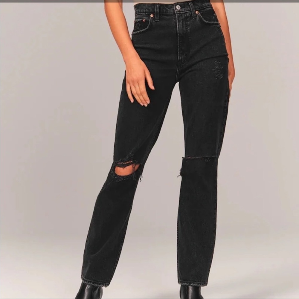 Abercrombie and Fitch 90s straight Ultra High Rise Jean Black Size 27s